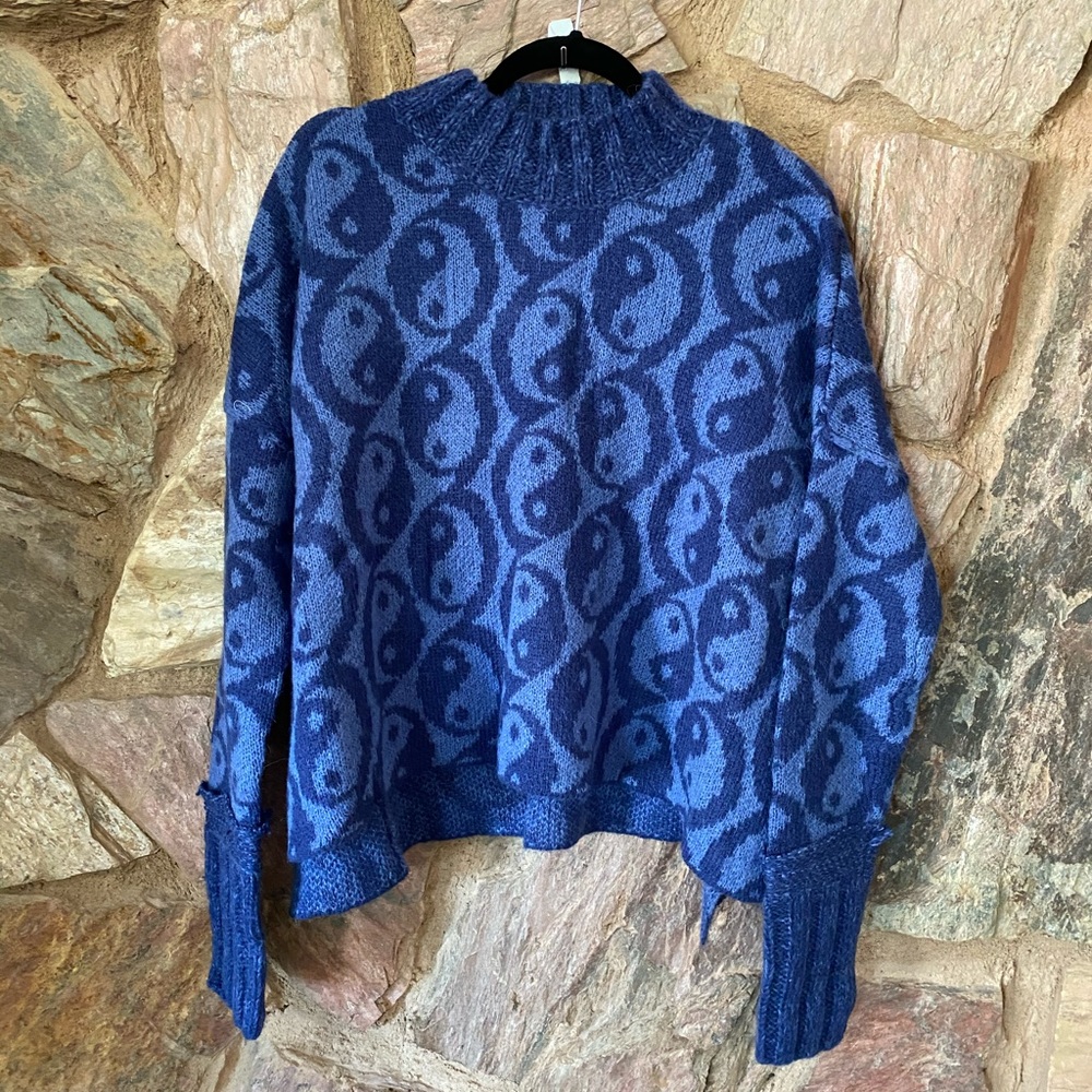 Free people Ying yang sweater